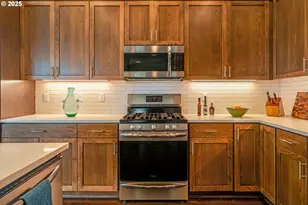28300 SW Amsterdam Ave, Wilsonville, OR 97070 - Photo 10