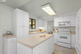 18023 SE Kelly St, Gresham, OR 97236 - Photo 10