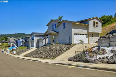 1030 Forest Heights St, Sutherlin, OR 97479 - Photo 24