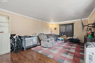 830 Deal St, Junction City, OR 97448 - Photo 8