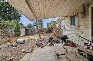 830 Deal St, Junction City, OR 97448 - Photo 20