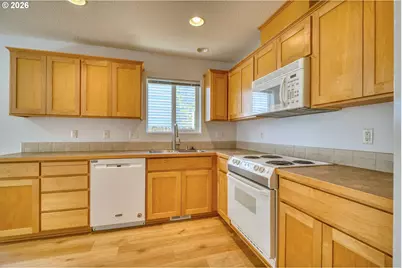 35340 Oakwood Dr, Saint Helens, OR 97051 - Photo 12