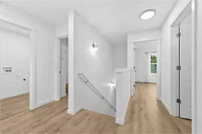 5592 Burnett Ave #A, Eugene, OR 97402 - Photo 18