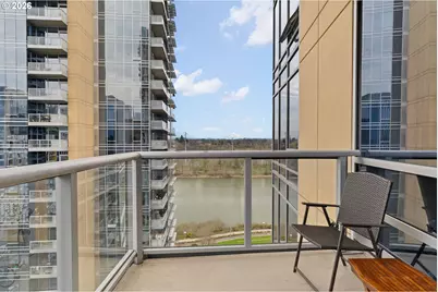 3570 S River Pkwy #1305, Portland, OR 97239 - Photo 8