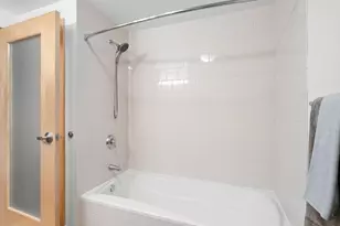 1221 SW 10th Ave, Portland, OR 97205 - Photo 14