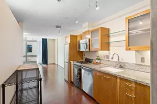 1221 SW 10th Ave, Portland, OR 97205 - Photo 4