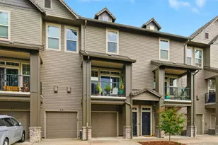 640 Springtree Ln, West Linn, OR 97068 - Photo 1