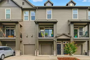 640 Springtree Ln, West Linn, OR 97068 - Photo 2