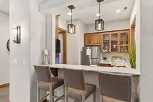 640 Springtree Ln, West Linn, OR 97068 - Photo 6