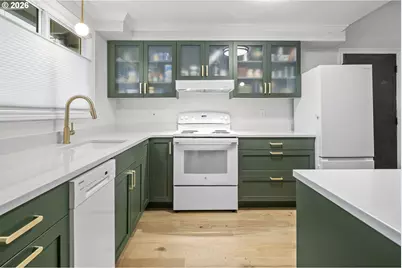 9624 SW 52nd Ave, Portland, OR 97219 - Photo 12