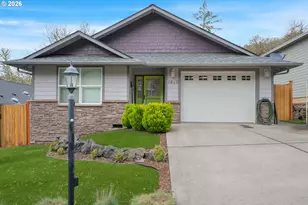 1810 NE Alameda Ave, Roseburg, OR 97470 - Photo 42