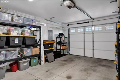 1810 NE Alameda Ave, Roseburg, OR 97470 - Photo 32