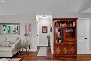 1810 NE Alameda Ave, Roseburg, OR 97470 - Photo 12