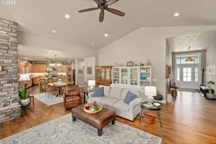 121 Wild Goose Ln, Roseburg, OR 97470 - Photo 8