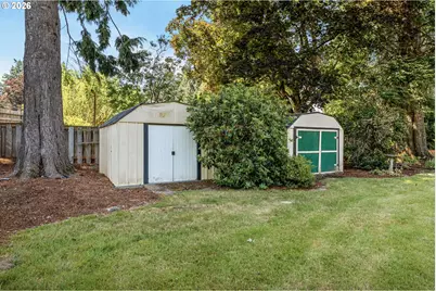 10530 SW Johnson St, Portland, OR 97223 - Photo 40
