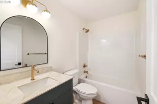 10530 SW Johnson St, Portland, OR 97223 - Photo 28