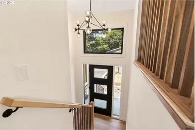10530 SW Johnson St, Portland, OR 97223 - Photo 4