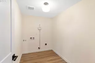 10530 SW Johnson St, Portland, OR 97223 - Photo 34