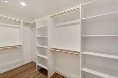 10530 SW Johnson St, Portland, OR 97223 - Photo 26