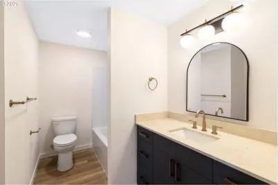 10530 SW Johnson St, Portland, OR 97223 - Photo 32