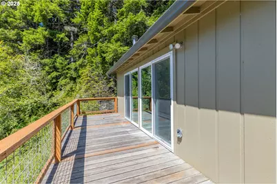 1523 N Tenmile, Lakeside, OR 97449 - Photo 4