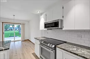 2512 SE Baypoint Dr, Vancouver, WA 98683 - Photo 16