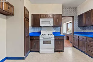 225 W Arlington St, Gladstone, OR 97027 - Photo 18