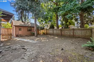 225 W Arlington St, Gladstone, OR 97027 - Photo 38