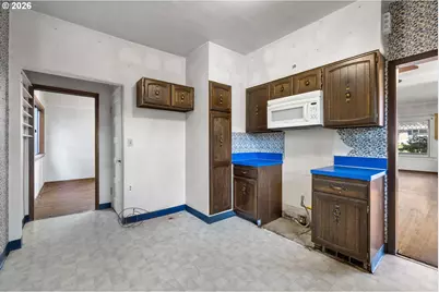 225 W Arlington St, Gladstone, OR 97027 - Photo 18