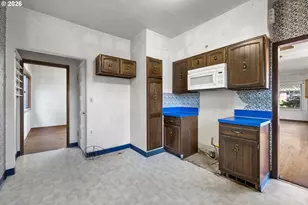 225 W Arlington St, Gladstone, OR 97027 - Photo 18