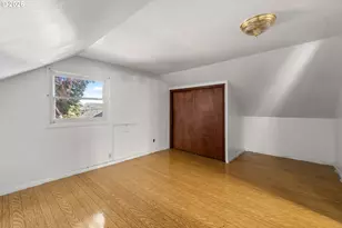 225 W Arlington St, Gladstone, OR 97027 - Photo 32
