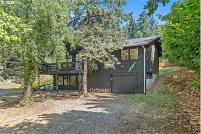 9637 SW Spring Crest Dr, Portland, OR 97225 - Photo 2