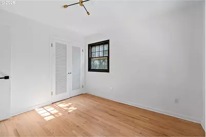 9637 SW Spring Crest Dr, Portland, OR 97225 - Photo 24