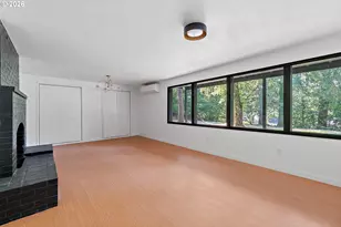 9637 SW Spring Crest Dr, Portland, OR 97225 - Photo 30