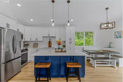461 NW Jefferson Ave, Stevenson, WA 98648 - Photo 14