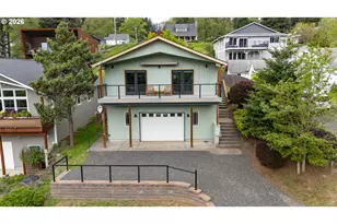 461 NW Jefferson Ave, Stevenson, WA 98648 - Photo 2