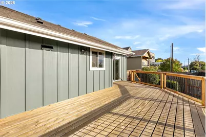 311 N 1st Ave, Ridgefield, WA 98642 - Photo 28