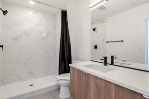 2050 N Killingsworth St, Portland, OR 97217 - Photo 24