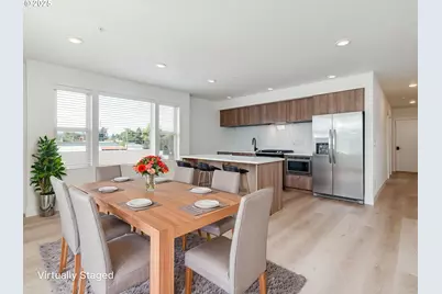 2050 N Killingsworth St #11, Portland, OR 97217 - Photo 4