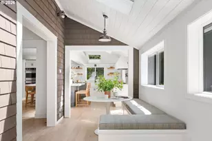 13740 Fielding Rd, Lake Oswego, OR 97034 - Photo 14