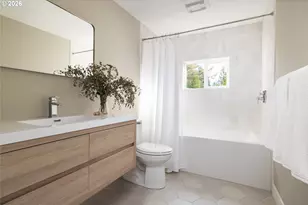 13740 Fielding Rd, Lake Oswego, OR 97034 - Photo 32