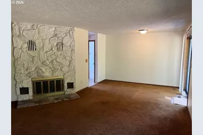 205 E Foothills Dr, Newberg, OR 97132 - Photo 6
