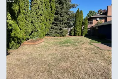 205 E Foothills Dr, Newberg, OR 97132 - Photo 18