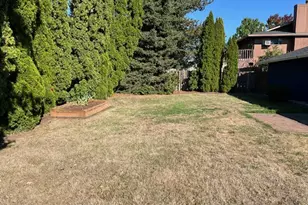 205 E Foothills Dr, Newberg, OR 97132 - Photo 18