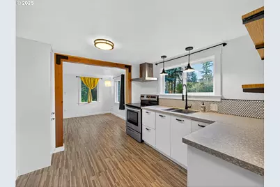 900 SW Sadie B St, Cascade Locks, OR 97014 - Photo 12