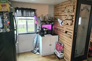 1817 Vine St, Sweet Home, OR 97386 - Photo 8