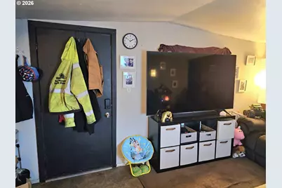 1817 Vine St, Sweet Home, OR 97386 - Photo 6
