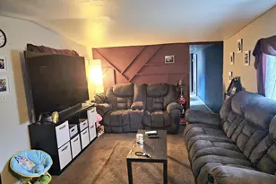 1817 Vine St, Sweet Home, OR 97386 - Photo 4