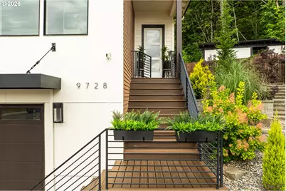 9728 N Alder St, Camas, WA 98607 - Photo 4