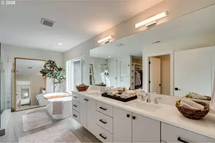 9728 N Alder St, Camas, WA 98607 - Photo 28